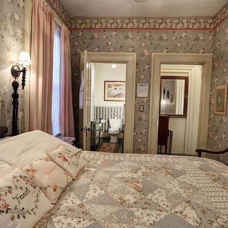 Barrister'S Bed & Breakfast Seneca Falls Extérieur photo