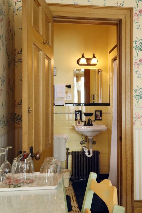 Barrister'S Bed & Breakfast Seneca Falls Extérieur photo